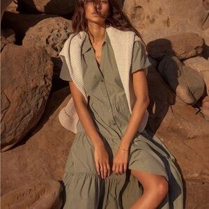 NWT brochu walker Havana dress size Small.